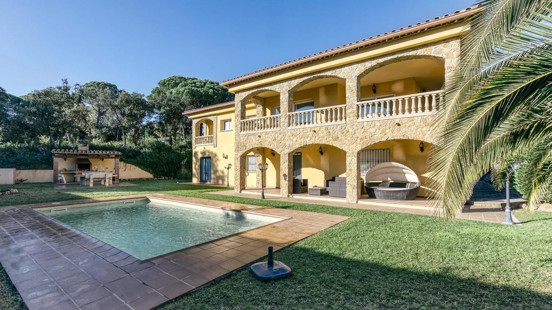 Villa Tiffany W Pool And Barbecue